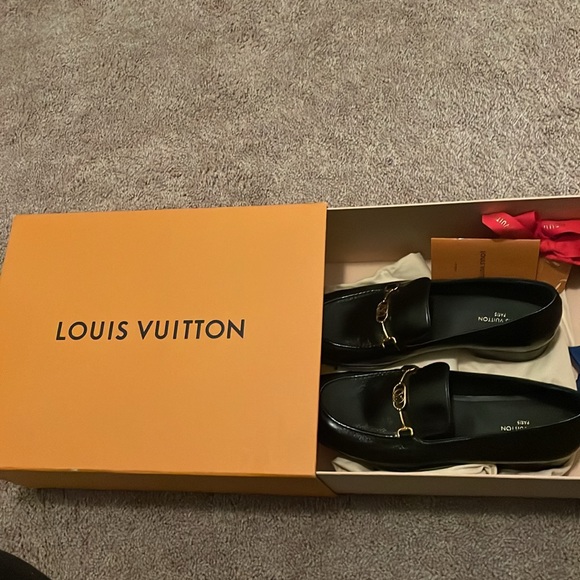 Louis Vuitton dress shoe - Picture 8 of 8
